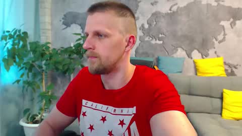 vikingchrisss online show from May 26, 9:05 am