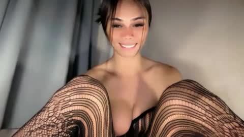 vikkylustfull online show from June 22, 3:25 am
