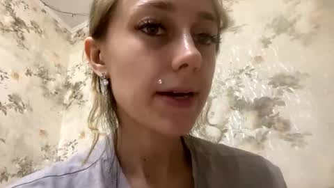 Sweett online show from May 15, 11:34 pm