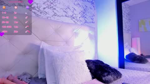 Snapshot of viktoria_davis_ chatting on February 25, 10:50 pm Viktoria online show from February 25, 10:50 pm