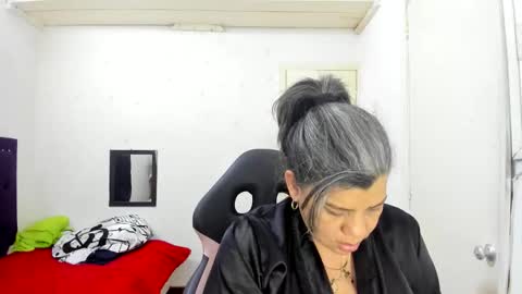 VIKY ADAMS online show from September 23, 10:40 am