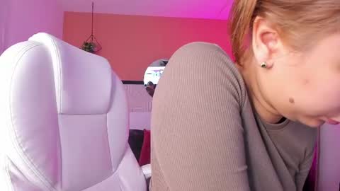Victoria online show from July 7, 3:16 pm