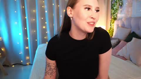 Snapshot of vimilka chatting on April 18, 7:07 pm Vi online show from April 18, 7:07 pm