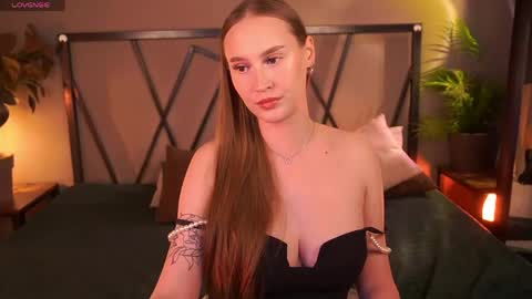 Snapshot of vimilka chatting on May 27, 12:02 pm Vi online show from May 27, 12:02 pm
