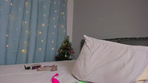Vina online show from December 24, 6:06 pm