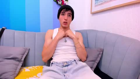 Snapshot of vinniematte chatting on February 22, 3:12 am vinniematte online show from February 22, 3:12 am