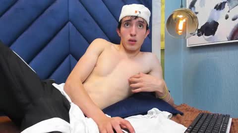 Snapshot of vinniematte chatting on March 7, 9:07 am vinniematte online show from March 7, 9:07 am