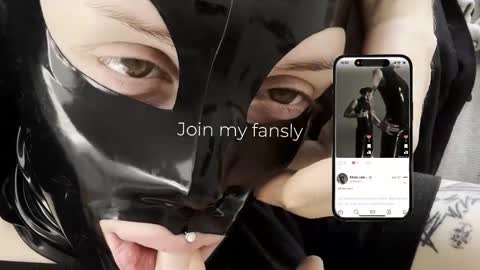 Diva Silvia online show from February 18, 5:09 pm