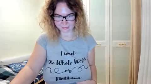 viodetta online show from February 3, 6:57 pm