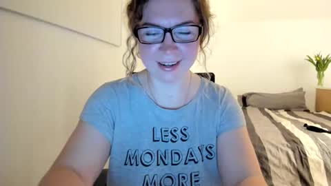 viodetta online show from April 13, 8:14 pm