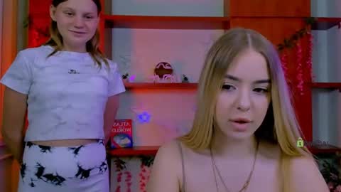 viola_sweet_ online show from July 3, 8:54 am