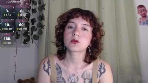 Violet online show from May 2, 7:24 am