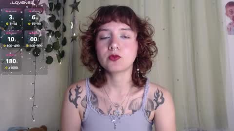 Violet online show from May 14, 7:15 am