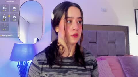 Violet Nova online show from April 17, 11:35 am