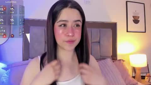 Snapshot of violet_nova1 chatting on June 24, 11:31 am Violet Nova online show from June 24, 11:31 am