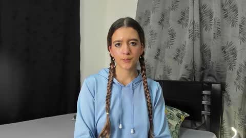 violeta_gracee online show from March 29, 2:22 am