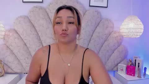 violeta_medina online show from March 27, 2:39 am