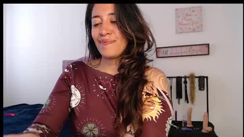 violeta_scott_ online show from May 6, 2:55 pm