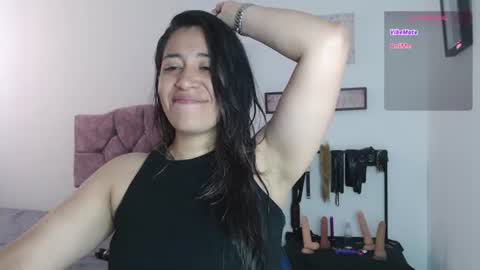 violeta_scott_ online show from June 20, 2:20 pm