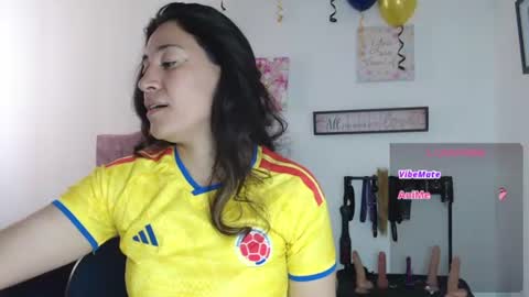 violeta_scott_ online show from July 3, 2:12 pm