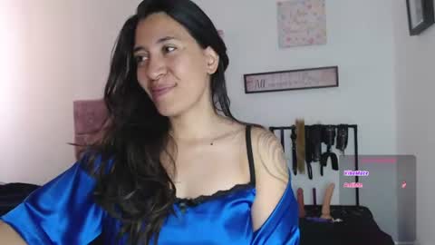 violeta_scott_ online show from July 31, 4:17 pm