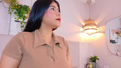 Violet online show from May 23, 11:58 am
