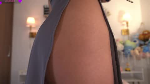 violeth___ online show from March 30, 1:12 pm