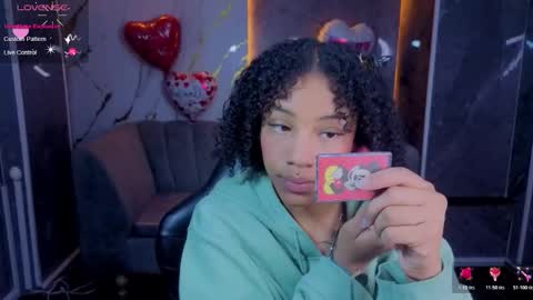 violeth_b online show from February 11, 1:38 pm