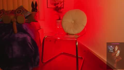 Violett  online show from November 6, 12:06 pm