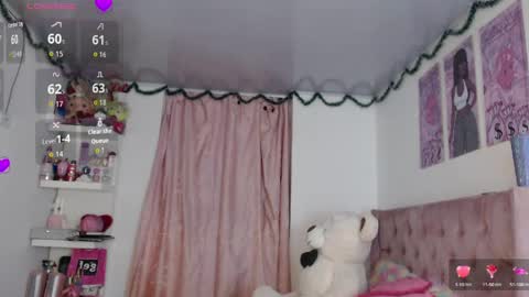 violett_brown9 online show from June 6, 6:40 am
