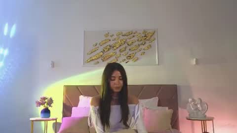 violetta_finch online show from July 28, 2:13 pm