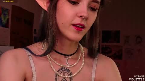 Snapshot of violettesss chatting on July 9, 4:22 pm Vi Best on my Fansly online show from July 9, 4:22 pm