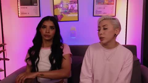 Violet online show from February 27, 1:05 am