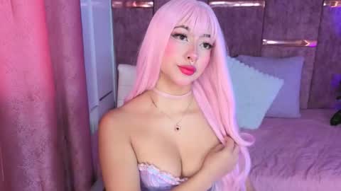 viollettebylyly online show from November 29, 1:47 pm