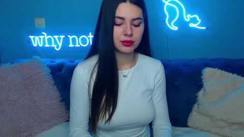 viollinalv online show from January 31, 5:51 am