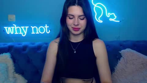 viollinalv online show from March 6, 6:32 am