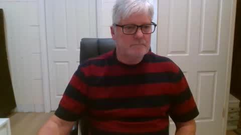 viper654321 online show from June 7, 7:12 am