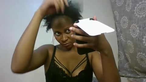 velvets online show from February 18, 3:19 pm