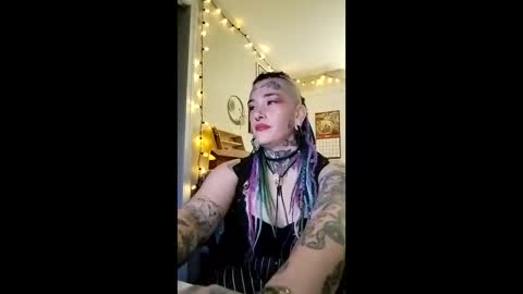 virelfluxthorne online show from May 2, 6:18 am