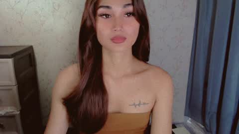 Pearl online show from July 18, 2:54 pm