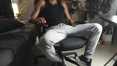 Snapshot of vito_benz chatting on June 14, 3:08 am VITO BENZ online show from June 14, 3:08 am
