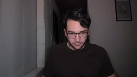 Vito Ferrer online show from February 8, 10:29 am