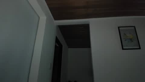 Vito Ferrer online show from February 21, 12:00 am