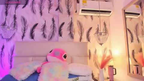 Viviana  online show from February 15, 12:40 am