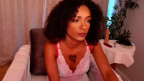 Vivian online show from February 13, 8:49 pm