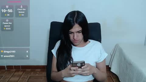 Snapshot of vivianalatin chatting on May 19, 11:16 am instagram Viviana73215 online show from May 19, 11:16 am