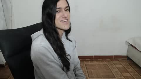 Snapshot of vivianalatin chatting on June 8, 12:03 am instagram Viviana73215 online show from June 8, 12:03 am