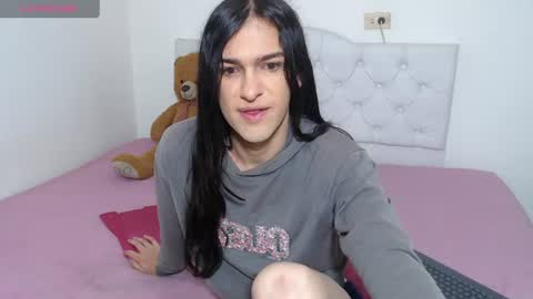 Snapshot of vivianalatin chatting on June 17, 12:07 pm instagram Viviana73215 online show from June 17, 12:07 pm
