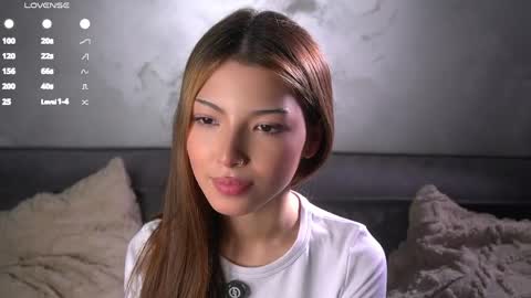 Snapshot of viviangood chatting on May 22, 1:28 pm Naomi online show from May 22, 1:28 pm