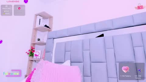 Vivi online show from February 22, 3:03 pm